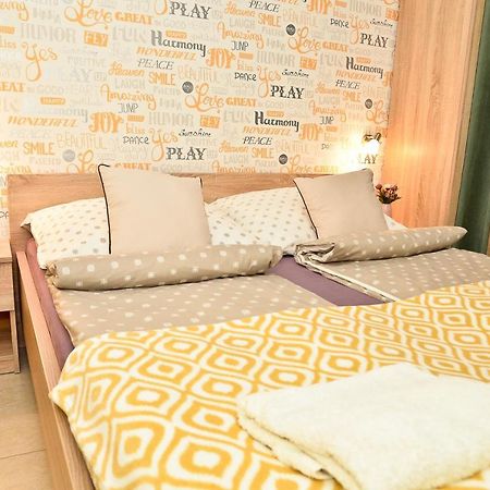 Happy Apartman ハイデゥソボスロー エクステリア 写真