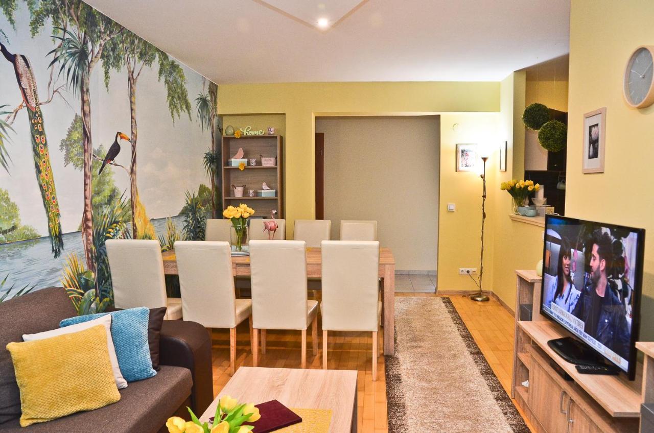Happy Apartman ハイデゥソボスロー エクステリア 写真