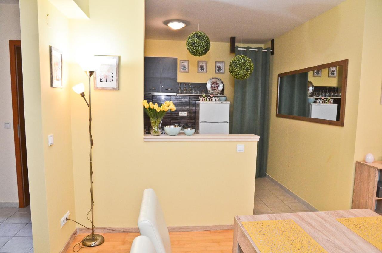 Happy Apartman ハイデゥソボスロー エクステリア 写真