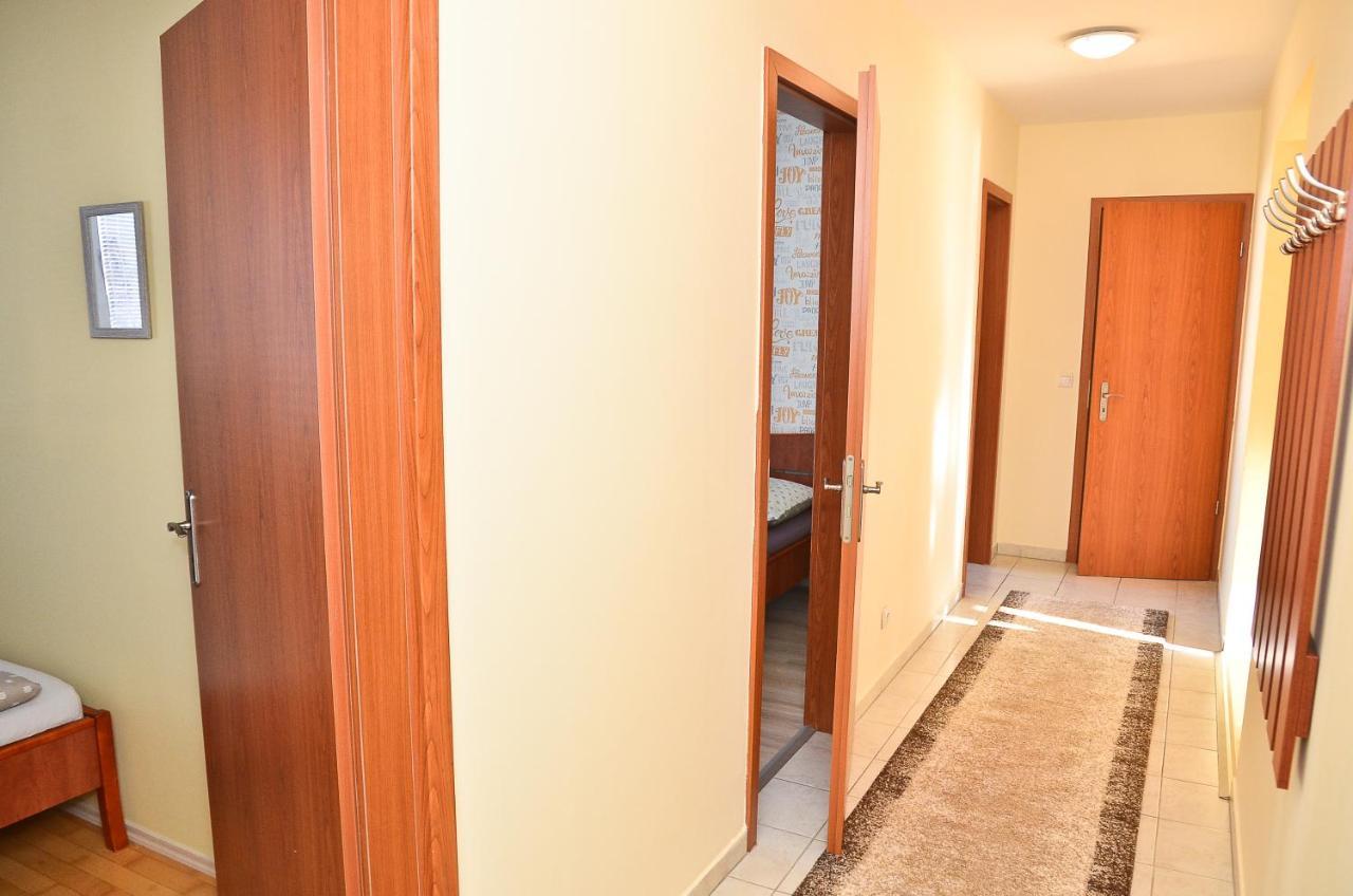 Happy Apartman ハイデゥソボスロー エクステリア 写真